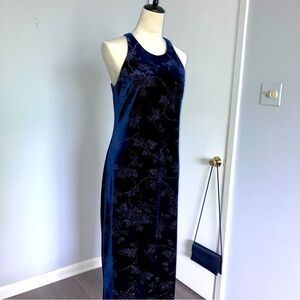Hampton Nites Petites halter full length dark blue velvet, Vintage & worn once.